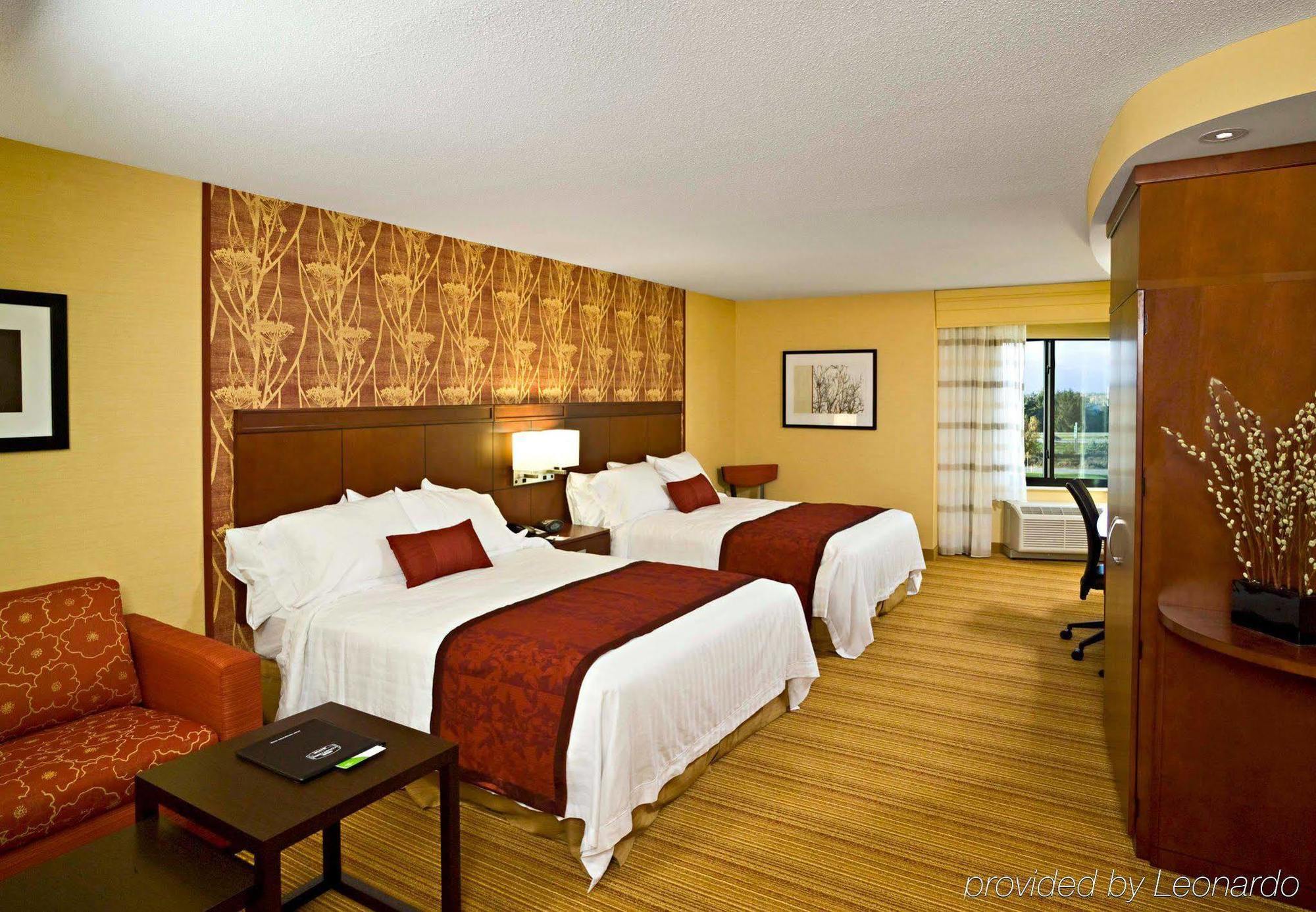 Courtyard Bangor Otel Oda fotoğraf